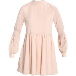 Fashion Union RAY Sukienka koszulowa nude. Szare bez kategorii marki Fashion Union, z poliesteru, z koszulowym kołnierzykiem, koszulowe. Za 169,00 zł.