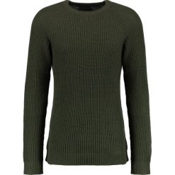 Swetry klasyczne męskie: Jack & Jones JORPANNEL CREW NECK Sweter forest night