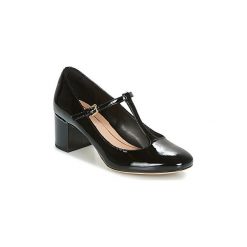 Czółenka Clarks ORABELLA FERN. Czarne czółenka damskie marki Clarks. Za 351,20 zł.