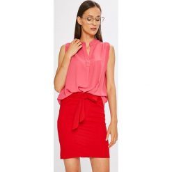Haily's - Top Alice. Różowe topy damskie marki Haily's, s, z poliesteru, ze stójką. W wyprzedaży za 39,90 zł.