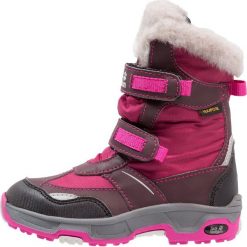 Jack Wolfskin SNOW FLAKE TEXAPORE Śniegowce mahogany. Czerwone buty zimowe damskie Jack Wolfskin, z materiału. W wyprzedaży za 239,85 zł.