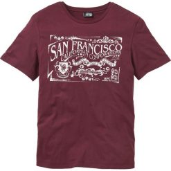 T-shirt z nadrukiem bonprix bordowy. Czerwone t-shirty męskie bonprix, s, z nadrukiem, bez kołnierzyka. Za 34,99 zł.