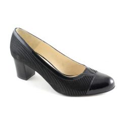 Buty ślubne damskie: Skórzane czółenka w kolorze czarnym