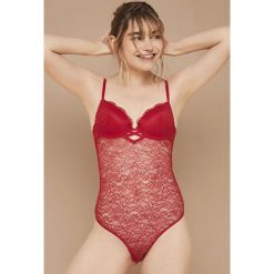 Undiz - Body Everydayiz. Czerwone figi damskie Undiz, s, z haftami, z elastanu. W wyprzedaży za 69,90 zł.