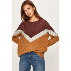 Vero Moda - Sweter. Pomarańczowe swetry damskie Vero Moda, m, bez wzorów, z dzianiny, bez rękawów, bez kaptura. W wyprzedaży za 89,90 zł.