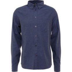 J.LINDEBERG DANIEL Koszula navy. Niebieskie koszule męskie marki J.LINDEBERG, xl, bez wzorów, z bawełny, bez kołnierzyka, bez rękawów. Za 499,00 zł.