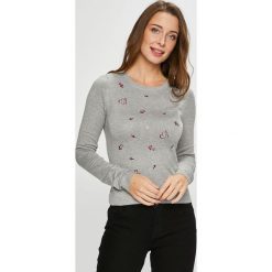 Tally Weijl - Sweter. Szare bez kategorii TALLY WEIJL, s, z wiskozy, z okrągłym kołnierzem. W wyprzedaży za 69,90 zł.