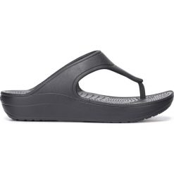 Crocs Crocs Czarny. Czarne klapki damskie Crocs, w paski, z materiału, bez obcasa, na platformie. Za 154,95 zł.