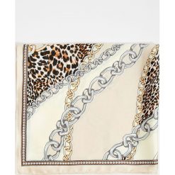 Chusta z motywem chain print - Wielobarwny. Chusty damskie Mohito, bez wzorów. Za 39,99 zł.