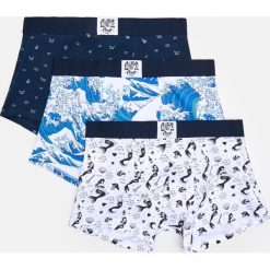 3 pack bokserek z nadrukiem - Granatowy. Niebieskie bokserki męskie Cropp, z nadrukiem. Za 59,99 zł.