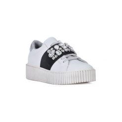 Buty At Go GO GALAXY BIANCO ELSTICO. Białe trampki i tenisówki damskie At Go, bez wzorów, bez zapięcia. Za 330,67 zł.