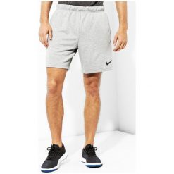 Nike Szorty M Nk Dry Short Flc Hbr , szary, rozmiar L. Szare spodenki i szorty męskie Nike, s, bez wzorów, z dzianiny, krótkie. W wyprzedaży za 129,99 zł.
