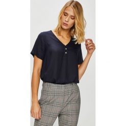 Vero Moda - Top Dina. Niebieskie bluzki z odkrytymi ramionami marki Vero Moda, s, z wiskozy. W wyprzedaży za 59,90 zł.
