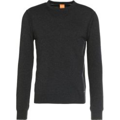 Swetry klasyczne męskie: BOSS Orange Sweter drak grey