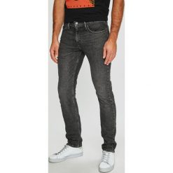 Levi's - Jeansy 511. Brązowe jeansy męskie regular Levi's®, z bawełny. Za 219,90 zł.