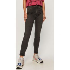 Levi's - Jeansy 720. Szare jeansy damskie Levi's®, s, bez wzorów, z elastanu, z podwyższonym stanem. Za 379,90 zł.