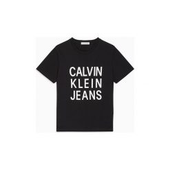T-shirty z krótkim rękawem Dziecko Calvin Klein Jeans IB0IB00325 LOGO. Czarne t-shirty chłopięce Calvin Klein Jeans, bez wzorów, z jeansu, z krótkim rękawem. Za 122,69 zł.