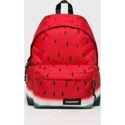 Eastpak - Plecak. Czerwone plecaki męskie Eastpak, w paski, z poliesteru. W wyprzedaży za 149,90 zł.