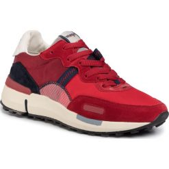 Sneakersy WRANGLER - Iconic 70Ns WM01121A Red 087. Czerwone sneakersy męskie Wrangler, bez zapięcia. W wyprzedaży za 299,00 zł.