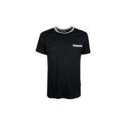 T-shirty z krótkim rękawem Versace Jeans B3GQA7A0 / Jersey Cotton Mark. Czarne t-shirty męskie Versace Jeans, m, bez wzorów, z jeansu, bez kołnierzyka, krótkie. Za 299,00 zł.