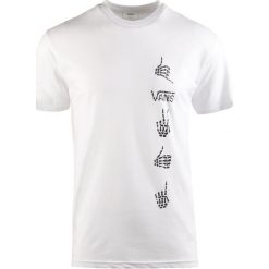 Vans T-Shirt Boneyard Ss Biały Xxl. Białe koszulki sportowe męskie marki Vans, xxl, z nadrukiem, z krótkim rękawem. W wyprzedaży za 112,84 zł.
