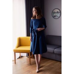 Sukienka Melia - navy blue 32 niebieski. Niebieskie sukienki damskie marki Marie Zélie, s, w paski, z elastanu, bez kołnierzyka, bez rękawów, rozkloszowane. W wyprzedaży za 348,30 zł.