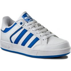 Buty adidas - Varial Low BB8766 Ftwwht/Blubir/Ftwwht. Białe buty sportowe damskie marki Adidas, ze skóry ekologicznej, klasyczne. W wyprzedaży za 219,00 zł.