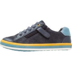 Camper PURSUIT Tenisówki i Trampki navy. Niebieskie trampki chłopięce Camper, z materiału. Za 259,00 zł.