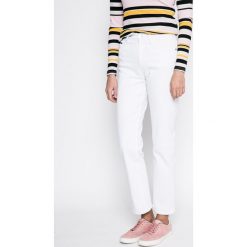 Calvin Klein Jeans - Jeansy White Wash. Białe jeansy damskie Calvin Klein Jeans, z podwyższonym stanem. W wyprzedaży za 199,90 zł.