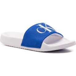 Klapki CALVIN KLEIN JEANS - Chantal RE9587 Nautical Blue. Klapki damskie Calvin Klein Jeans. W wyprzedaży za 169,00 zł.