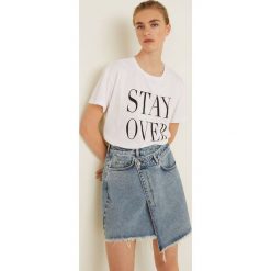 Mango - Top Flat. Szare topy damskie Mango, l, z nadrukiem, z bawełny, z okrągłym kołnierzem. Za 35,90 zł.