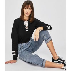 Answear - Bluza. Czarne bluzy damskie ANSWEAR, s, z nadrukiem, z elastanu, bez rękawów, bez kaptura. W wyprzedaży za 39,90 zł.