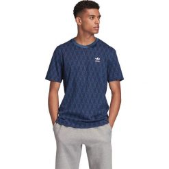 Adidas Originals Mono Allover Koszulka Niebieski. Niebieskie podkoszulki męskie adidas Originals, s, bez wzorów, z bawełny, bez kołnierzyka, krótkie. Za 119,95 zł.