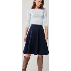 Spódnica Laila Black Iris XXS niebieski. Niebieskie spódniczki damskie s, w paski, z elastanu, dopasowane. Za 197,00 zł.