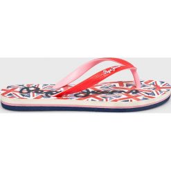 Pepe Jeans - Japonki dziecięce Beach Uk. Czerwone sandały dziewczęce Pepe Jeans, z jeansu, bez zapięcia. W wyprzedaży za 49,90 zł.