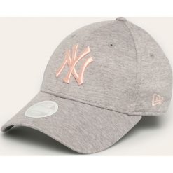New Era - Czapka. Szare czapki damskie New Era, z aplikacjami, z bawełny. Za 129,90 zł.