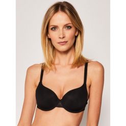 Biustonosz z fiszbiną Passionata Aura P49D90. Czarne biustonosze Passionata, bez wzorów, z elastanu. Za 189,00 zł.