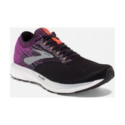 Buty do biegania Brooks Ricochet 120282. Buty sportowe damskie Brooks Running, bez wzorów, do biegania. W wyprzedaży za 399,00 zł.