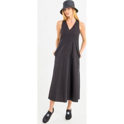SUKIENKA ESPERIA Weekend Max Mara. Sukienki damskie Weekend Max Mara, bez wzorów, eleganckie, bez kołnierzyka, bez rękawów. Za 1219,00 zł.