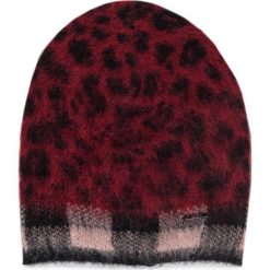 Czapka LIU JO - Cuffia Maglia Garzat M69187 MA75I Beauty Red/N.Leo U9300. Czerwone czapki damskie Liu Jo, na zimę, bez wzorów, z bawełny. W wyprzedaży za 189,00 zł.