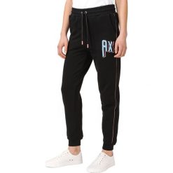 Armani Exchange Spodnie dresowe Czarny. Czarne spodnie damskie Armani Exchange, l, z bawełny. Za 529,95 zł.