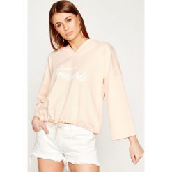 Bluza Trussardi Jeans Hoodie Technical Fleece 56F00091. Różowe bluzy damskie Trussardi Jeans, xxs, bez wzorów, z elastanu, bez rękawów, bez kaptura. W wyprzedaży za 299,00 zł.