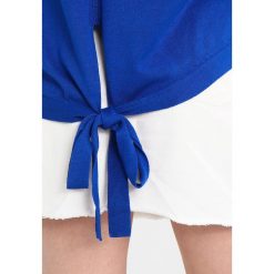 Bluzki asymetryczne: Oasis PAINTED MEADOW FRONT TIE BACK Bluzka cobalt