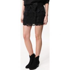 Czarna Spódnica Use Up. Czarne spódniczki damskie Born2be, s, bez wzorów, z koronki, klasyczne, z standardowym stanem, mini. Za 29,99 zł.