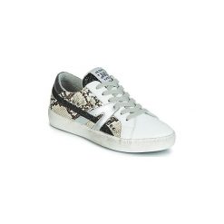 Buty Meline SCRATCHO. Białe trampki i tenisówki damskie Meline, bez wzorów, bez zapięcia. Za 479,00 zł.