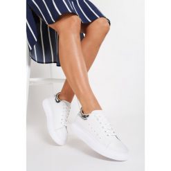 Biało-Srebrne Sneakersy Lamethea. Białe sneakersy damskie Renee. W wyprzedaży za 89,99 zł.