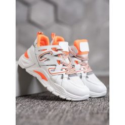 Wygodne sneakersy z eko skÓry. Sneakersy damskie SMALL SWAN, ze skóry ekologicznej. Za 79,00 zł.