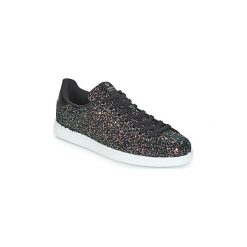 Buty Victoria DEPORTIVO GLITTER. Czarne trampki i tenisówki damskie Victoria, bez wzorów, bez zapięcia. Za 269,00 zł.