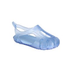 Buty AQUASHOES 100 BABY. Niebieskie buciki niemowlęce chłopięce NABAIJI. Za 24,99 zł.