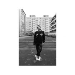 Bluza Czarna z Haftowanym Rysiem. Czarne bluzy damskie Małgorzata Salamon, xl, z haftami, z elastanu, bez rękawów, bez kaptura. Za 249,00 zł.